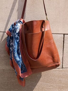 Madewell Medium Leather Transport Tote with unbranded scarf